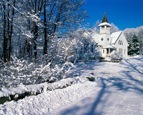 Central parks turns into a winter wonderland, with sledding at pilgrim hill and cedar hill and ice skating at the wollman rink. Winter Wonderland Desktop Wallpapers (50 Wallpapers ...