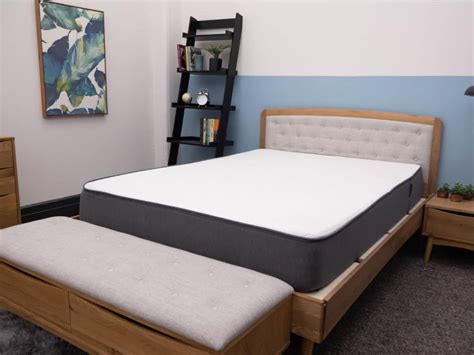 Latex mattresses have pretty simple construction. Best Latex Mattress (2020) - Full Guide and Review ...