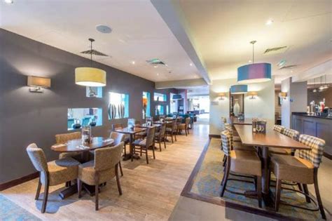 3 yıldızlı premier inn cambridge, cambridge pazari meydani'den sadece 3.3 km mesafede bulunmaktadır. Premier Inn Cambridge City East Hotel - UPDATED 2018 ...