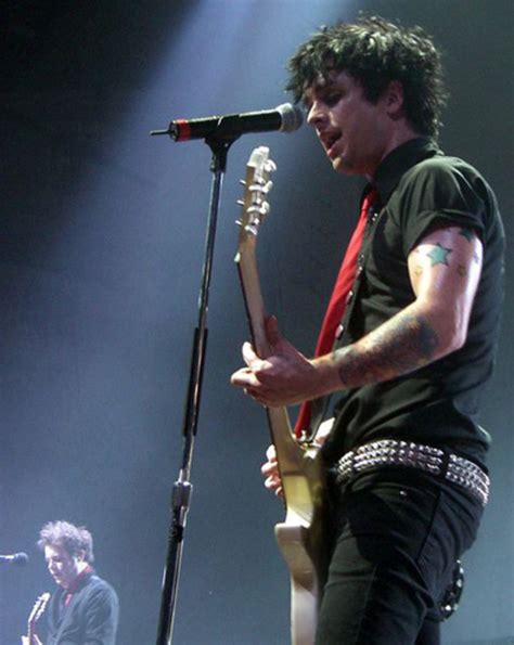 How To Play Guitar Like Billie Joe Armstrong Green Day Hubpages