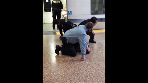 Police Restrain Man With Scissors On Bart Using Non Lethal Force Youtube