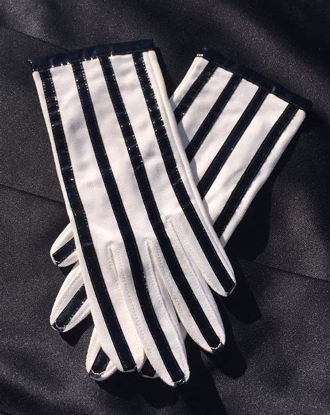 vintage mod black and white striped gloves etsy striped gloves black and white black white