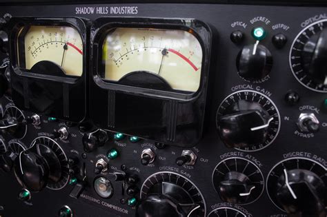 To be a power in the shadows! The Shadow Hills Mastering Compressor