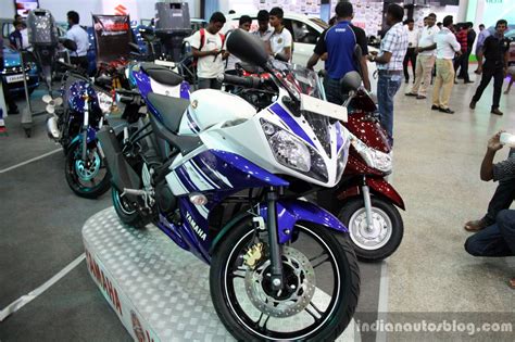 Royal enfield bikes are popular for offering classy and vintage. Yamaha YZF-R15 V2.0, YBR 110 - 2014 Colombo Live