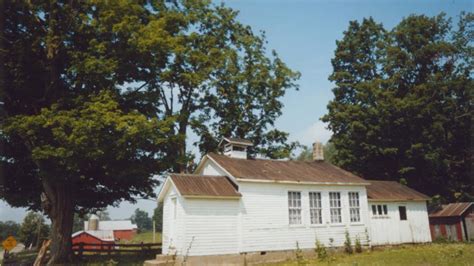 Amish Schoolhouse 957