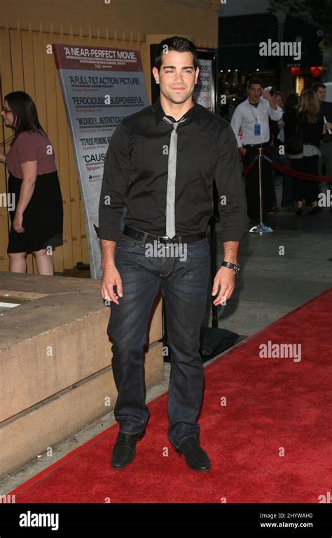 Jesse Metcalf At The Premiere Of The Hurt Locker Held At The Egyptian