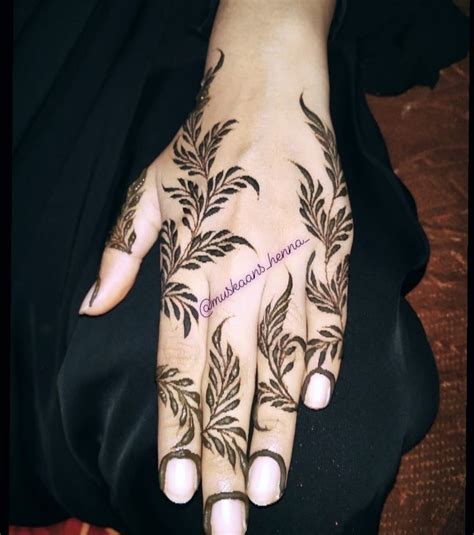 Pin by Affiee on → Mehendi Designs | Rose mehndi designs, Indian henna designs, Henna designs hand
