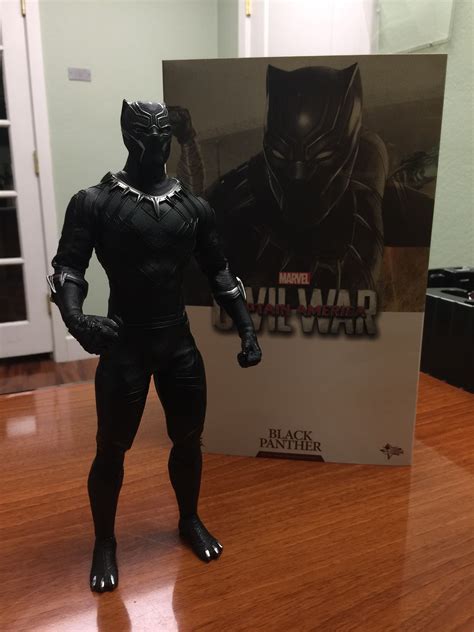 Civil War Black Panther Sideshow Collectibles Action Figure Review