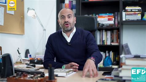 Go on to discover millions of awesome videos and pictures in thousands of other. Gianluigi Paragone - Gang bank - YouTube