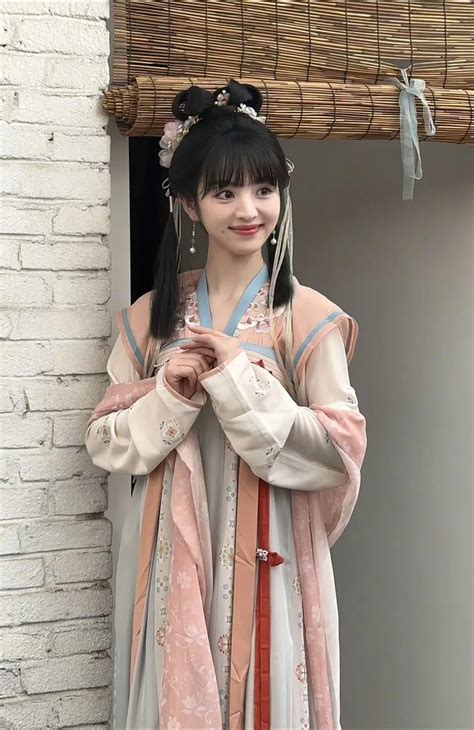 Tian Xiweis Costume Is So Cute And Beautiful Inews