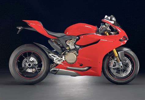 The day he took ownership he took me out and made it clear that i was not needed as he had a. Ducati setzt mit der Panigale neue Grenzen | NZZ