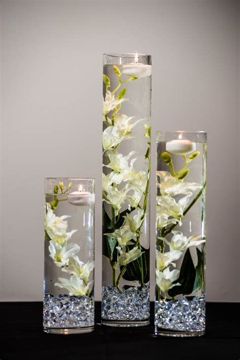 Submersible White Star Flower Floral Wedding Centerpiece With Floating