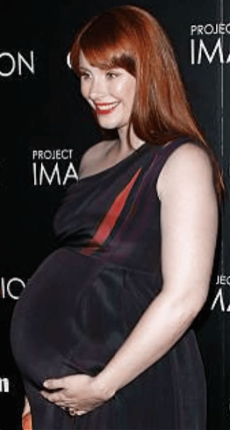 Her First Pregnant Photo R Pregcelebs