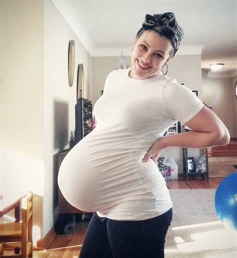 Extreme Pregnant On Twitter Tight Clothes Are The Best