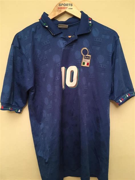Browse kitbag for official italy kits, shirts, and italy football kits! Italy Home football shirt 1993 - 1994. Added on 2017-09-28 ...