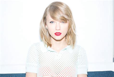 15 Seagull Taylor Swift 1989 Photoshoot Pics