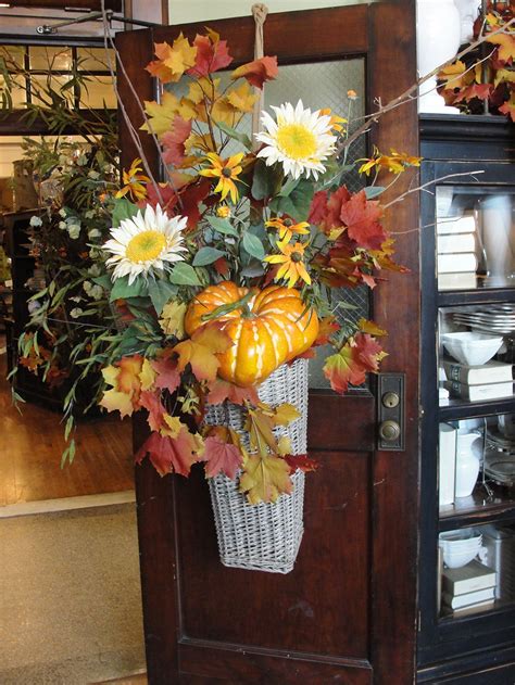 Great savings & free delivery / collection on many items. Fall Door Decor: Three Cute and Easy Looks - Nell Hills