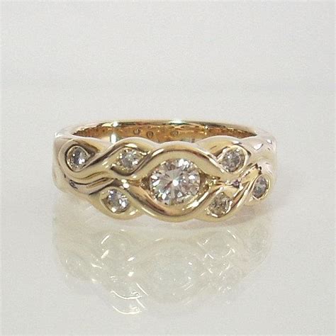 Modern Diamond Engagement Ring 14k Yellow Gold Size 7 Round Brilliant