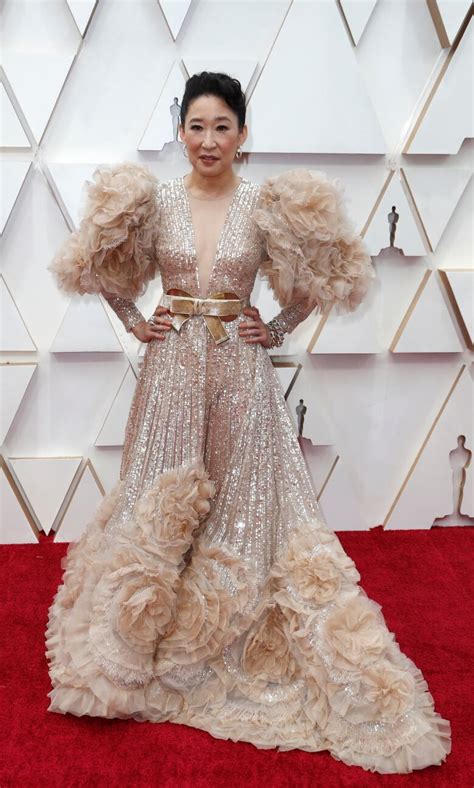 Canadian Sandra Oh Poses On The Red Carpet During The Oscars Arrivals