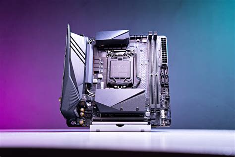 Aorus Z I Ultra Mini Itx Motherboard Unboxing And Overview Techbroll