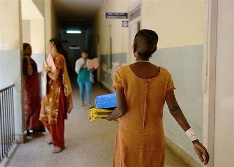 Why Cancer Strikes More Women Than Men In India Bbc News
