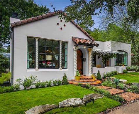 A Charming Spanish Revival Bungalow For Sale In Austin Modern Cottage