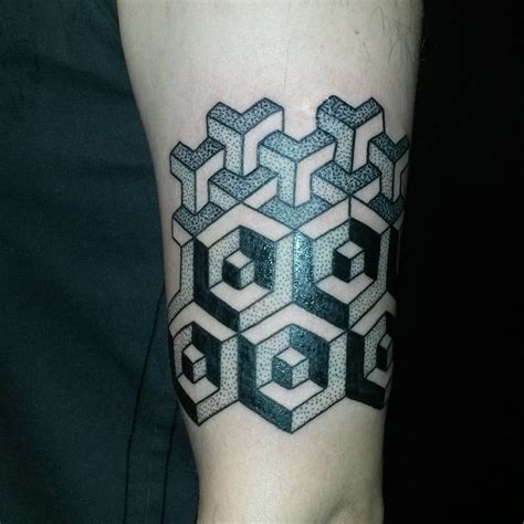 70 Incredible Geometric Tattoos To Get An Amazing New Look