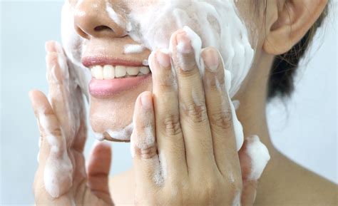 how to properly cleanse your skin a step by step guide always flaunt elevate your style journey