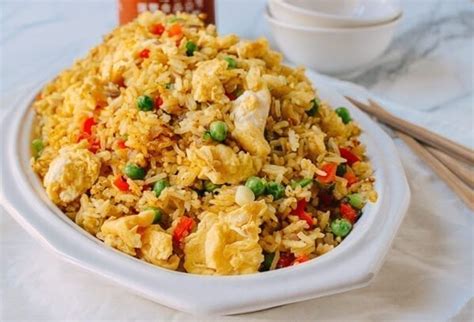 Egg Fried Rice An Easy Chinese Recipe The Woks Of Life