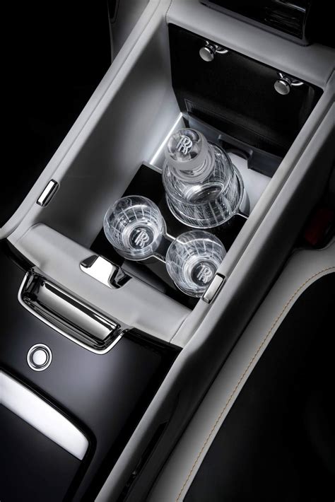 Rolls Royce Ghost Extended Fotos Consumo E Detalhes