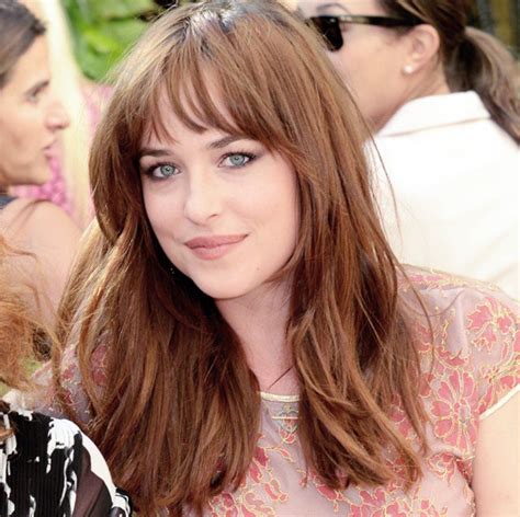 Dakota Johnson Shes So Pretty If I Was 30 Years Younger And A Guy Id Ask Her Out P Style