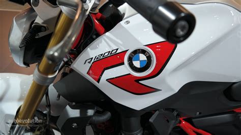 Bmw R R Promises To Be A Very Comfortable Naked Bike At Eicma Live Photos Autoevolution