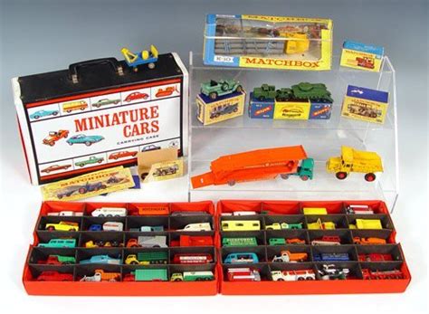 401 Collection Of 45 Vintage Lesney Matchbox Cars Lot 401