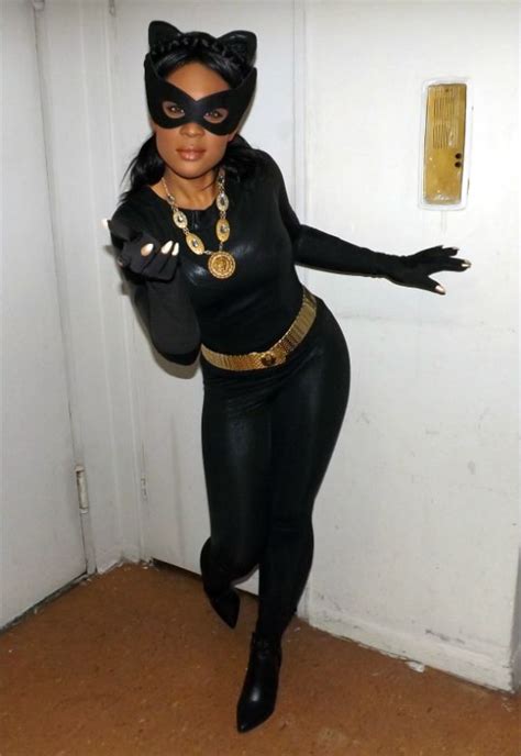 ebony cosplay catwoman scrolller