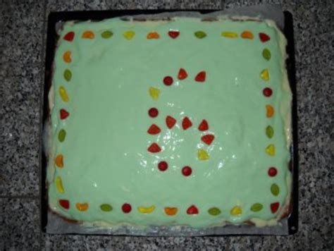Jetzt ausprobieren mit ♥ chefkoch.de ♥. Aprikosen-Götterspeise-Kuchen - Rezept - kochbar.de
