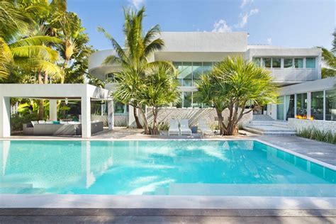 Modern Mansion With Amazing Lighting Florida Architecture World
