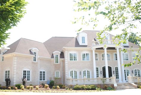 Raleigh Luxury Homes for Sale - Phillip Johnson Group - RE/MAX United