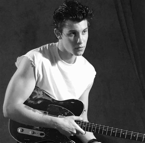 Shawn Mendes For Gq Italy 2017 With Images Shawn Mendes Shawn