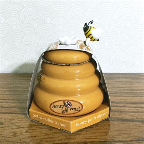 Mini Honey Pot Ceramic Jar And Wood Dipper Joie Msc Beehive With Bee Ebay