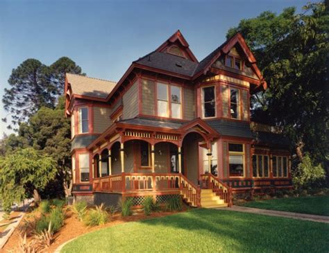 18 Gorgeous Houses In Victorian Style Style Motivation