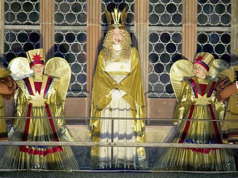 Der nürnberger elisenlebkuchen ist eine international beliebte köstlichkeit mit langer tradition, die nürnberger lebkuchen © steffen oliver riese. Experience Nuremberg Christmas Market | Lebkuchen-Schmidt ...