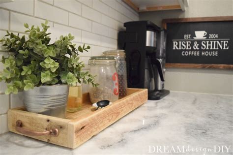 Simple Diy Wood Coffee Tray Made From Pallets Dream Design Diy