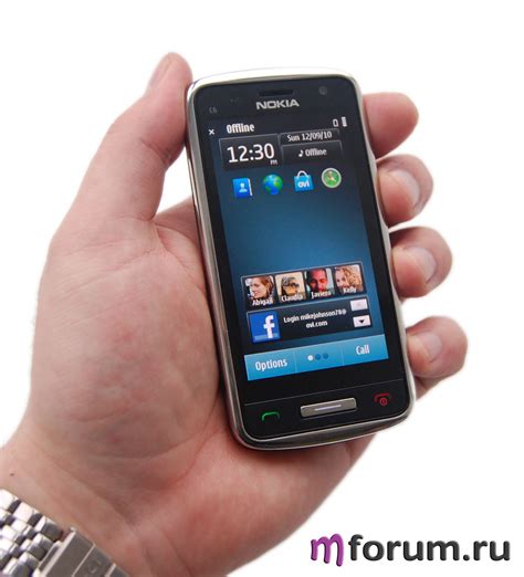 Первое знакомство с Nokia C6 01 приятный сенсорник с 8 Мп камерой