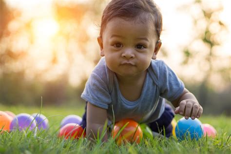 5 ways to encourage crawling & help baby crawl | pathways.org. How to Teach Your Baby to Crawl | Parents