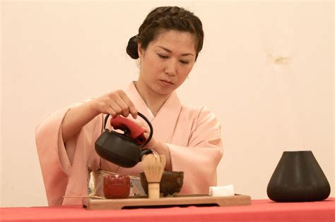 Ceremonia Del Té En Japón Tea Culture Tea Ceremony Japanese Tea Ceremony