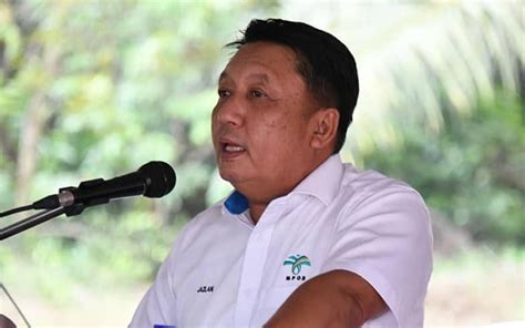 Malaysian prime minister muhyiddin yassin announced friday that the country would go into total lockdown at the start of june to tackle a surge in coronavirus cases. Malaysia Lockdown 2021 : lockdown malaysia 2021 - Ini ...