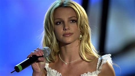 Britney spears auf dem weg zur welt nummer 1? 20 Jahre Britney Spears: "Baby one more time" feiert Jubiläum