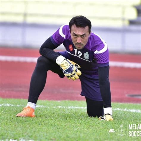 Presiden fam yang pertama adalah. 5 Pemain Bola Sepak Malaysia Yang Paling HOT! di Socmed ...