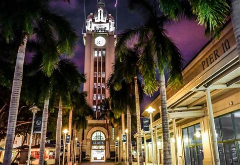 Honolulus Historic Aloha Tower