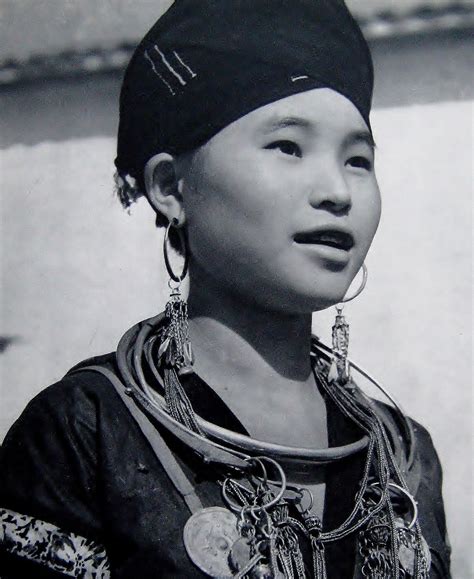 hmong-girl-laos-ancient-vietnam,-vietnam,-rare-pictures